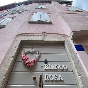 Bianco Rosa Apartment